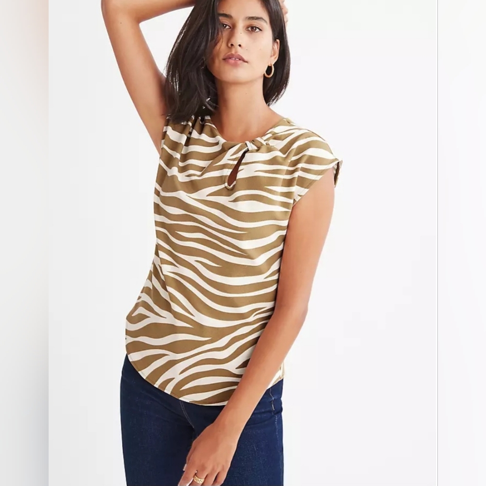 Ann Taylor Zebra Print Knot Neck Top Size Small Cream Brown